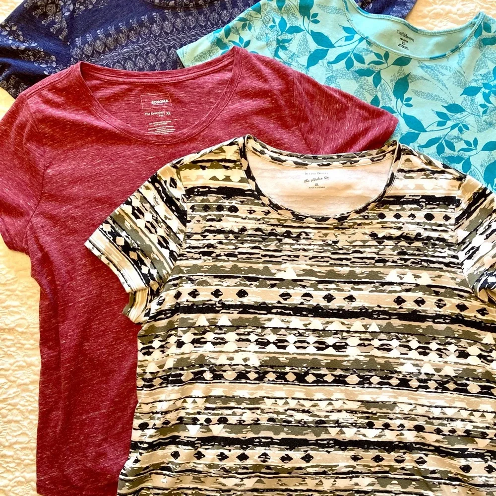 Women’s Tops Bundle - Picture 16 of 16
